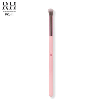 Long Blending Brush - Perfect Blending for a Flawless Finish